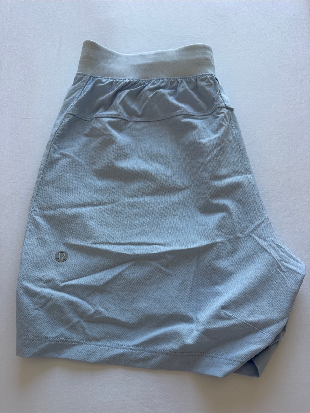 Men’s license to train 5” lululemon size M